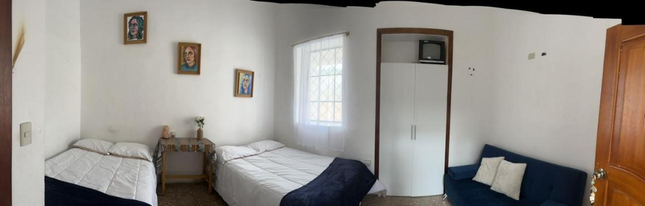 Hostel Las Palmas ビルカバンバ エクステリア 写真