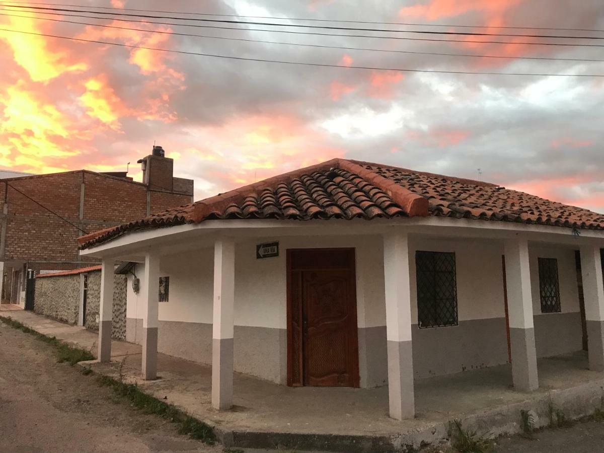 Hostel Las Palmas ビルカバンバ エクステリア 写真