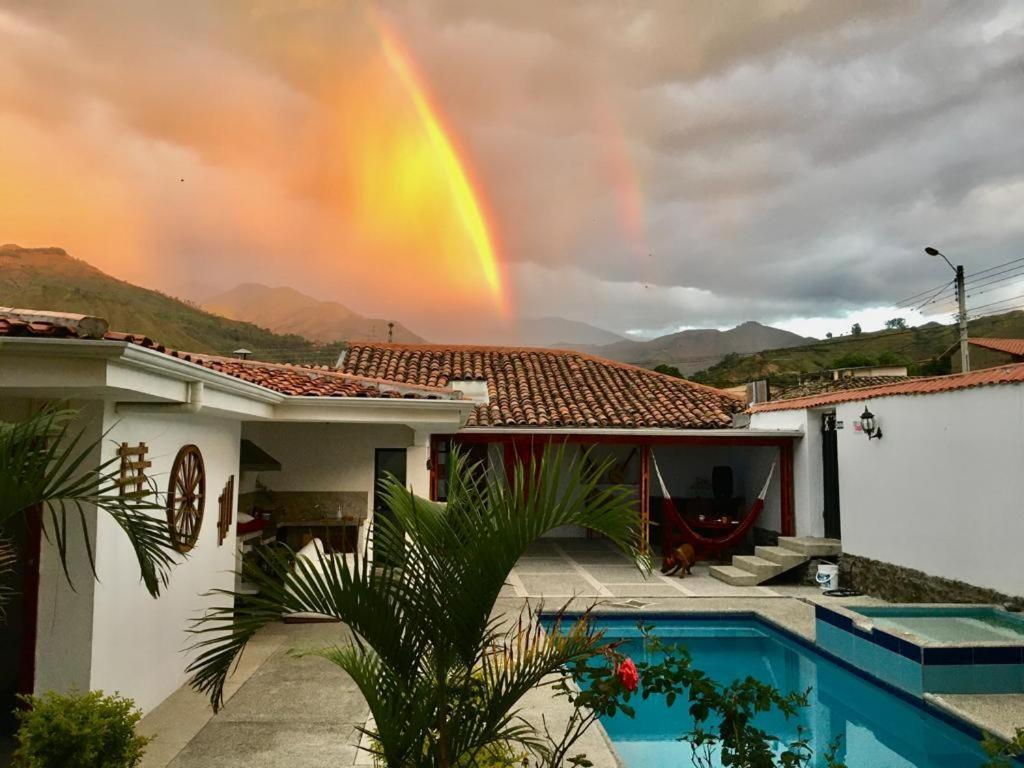 Hostel Las Palmas ビルカバンバ エクステリア 写真